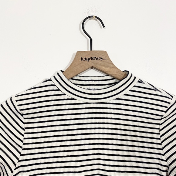 H&M Striped High Neck Long Sleeve Top Size S - Picture 2 of 4